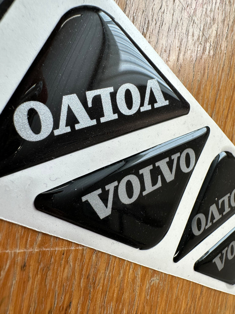 Volvo Corner Badge